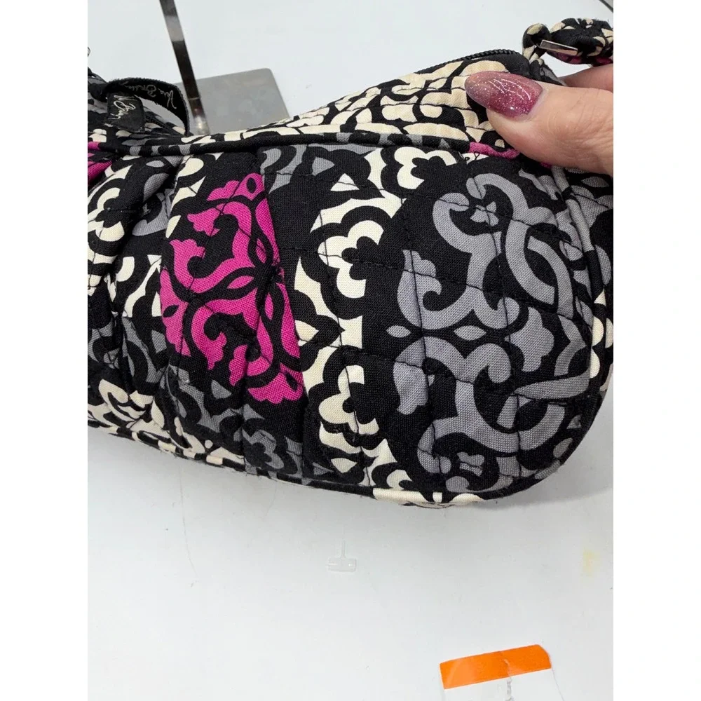 Vera Bradley Retired Canterbury Magenta. Quilted bag